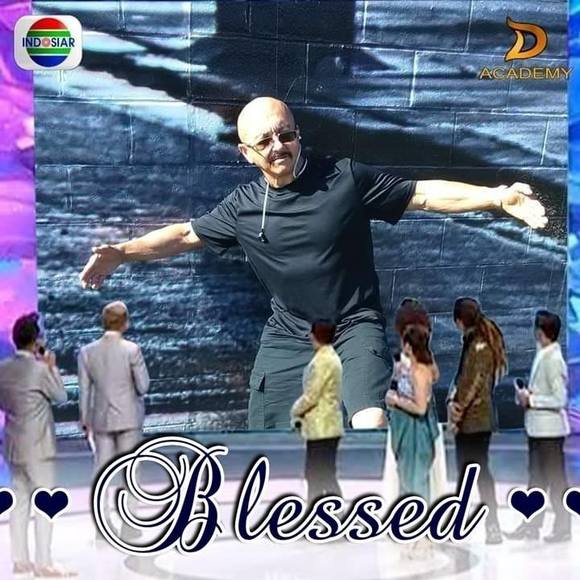 Meet your Posher, Luis - Picture 1 of 1